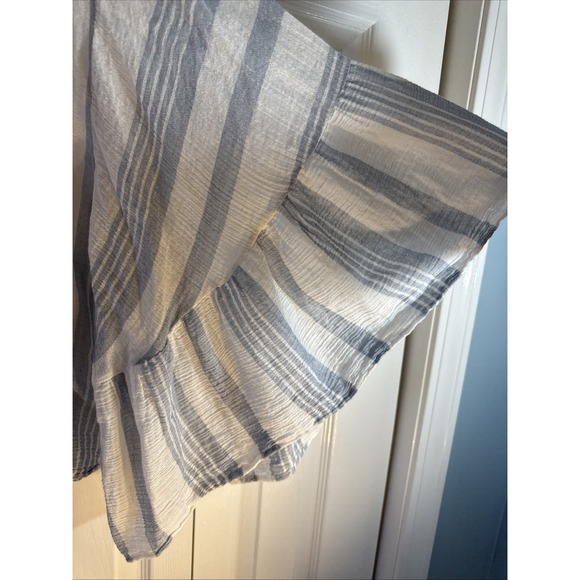 Blu Pepper Boutique Women's L Large White And Blue Stripes Flare Sleeves - Picture 4 of 6